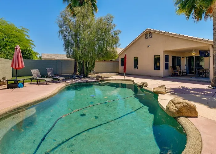 Holiday home Poolside Extended Escape! 5 Mi To Dtwn Gilbert